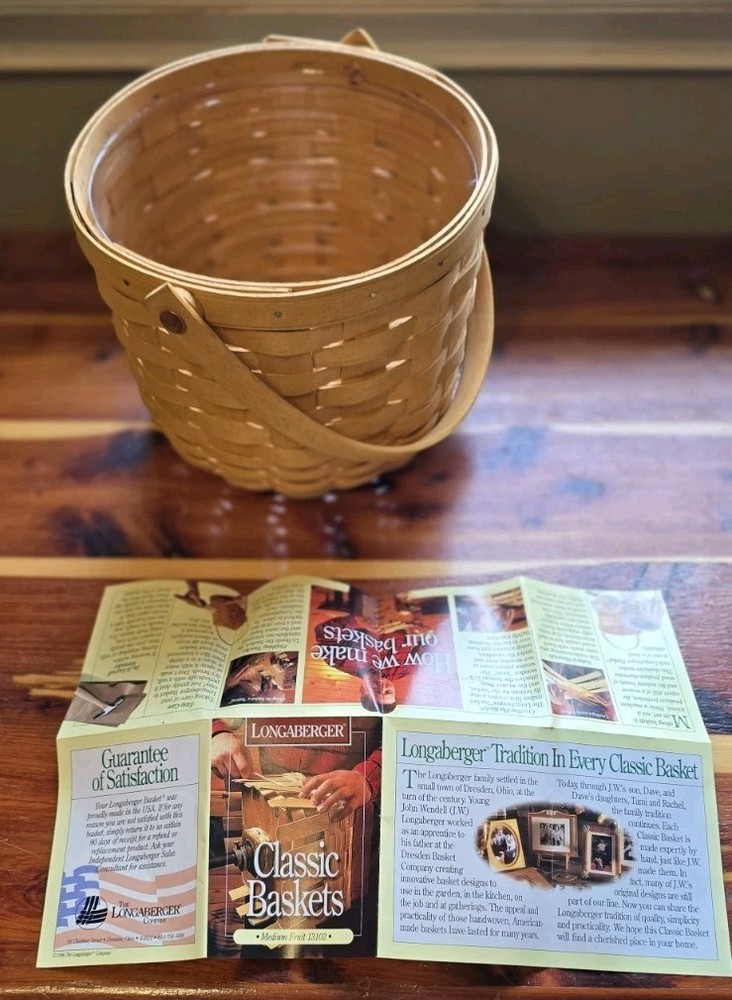 1997 LONGABERGER Classic Medium Fruit Basket w/ Protector & Pamplet