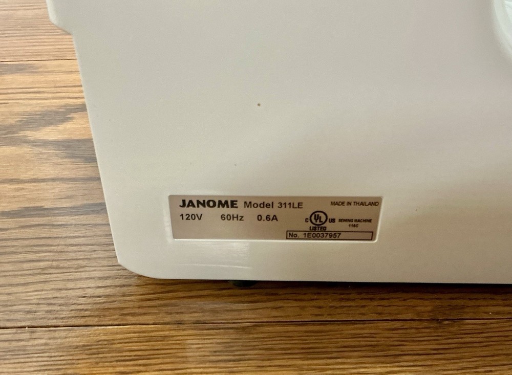 Janome Sew Fresh Sewing Machine Model 311LE