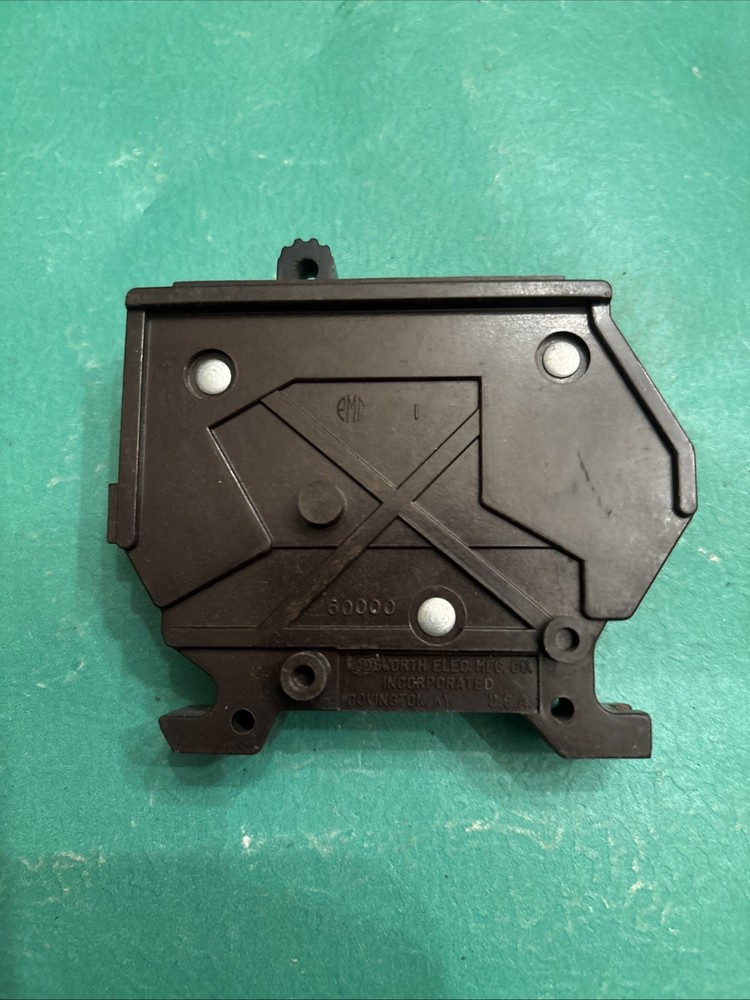 Wadsworth 15 AmpOne Pole Breaker Continuity Tested