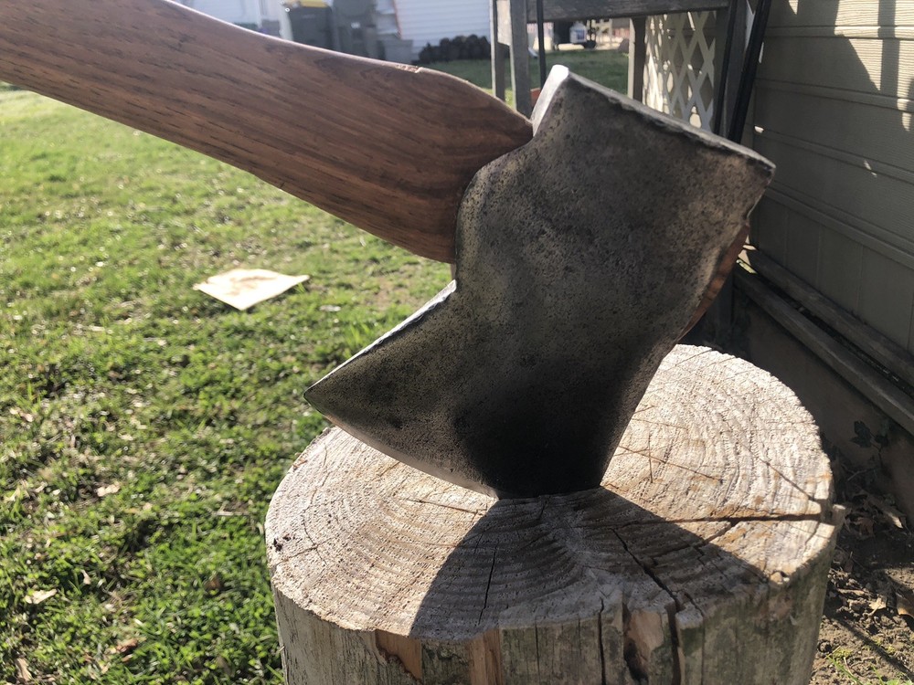 Vintage unmarked 3/2 Rockaway Pattern Axe