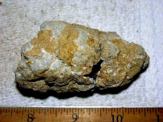 Geode pair opened with crystal centers 3 inch G58