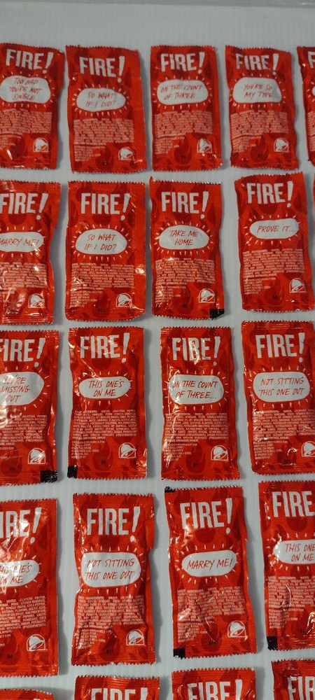 Taco Bell FIRE Spicy Hot Sauce 50 Packets