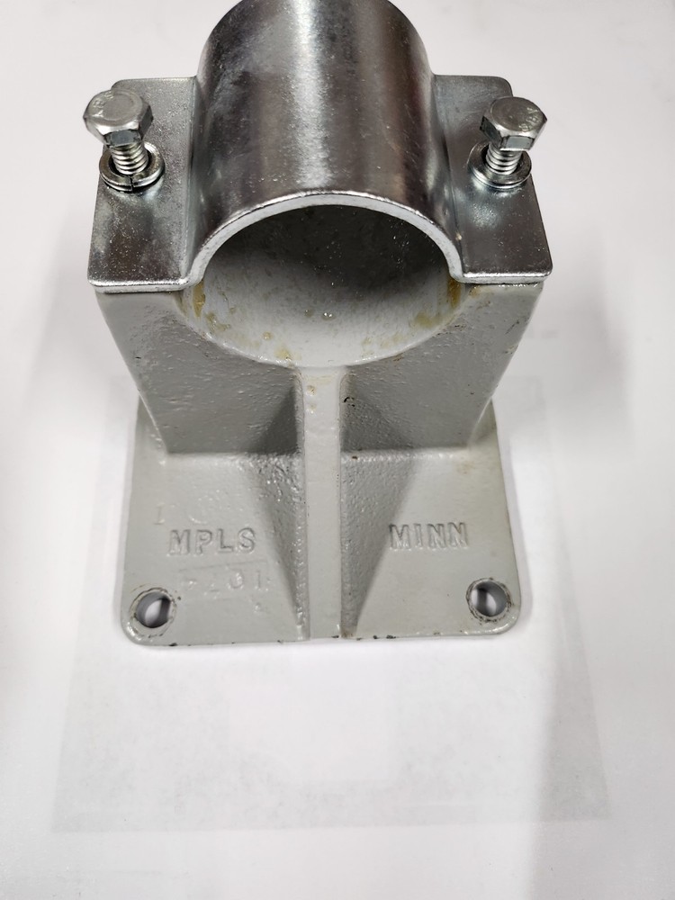 Graco 203987 Wall Mounting Bracket for Pump