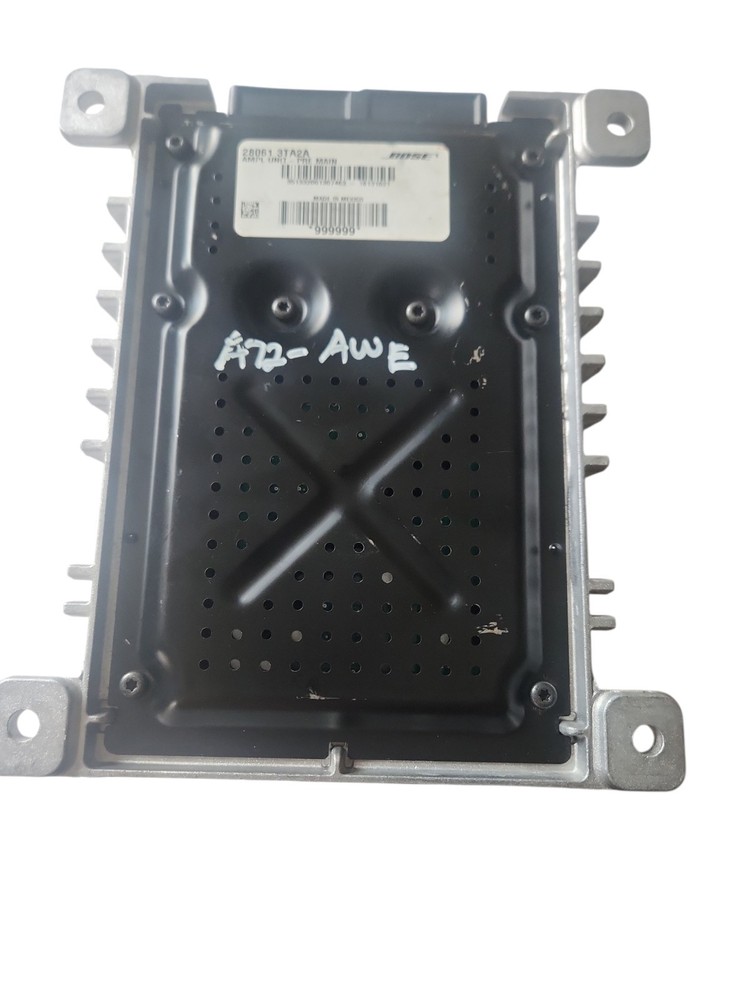 Bose Vehicle Amplifier, 28061 3TA2A