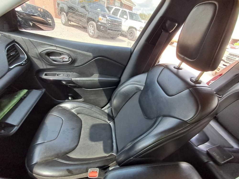 Anti-Lock Brake Part Assembly Includes Module Fits 20 CHEROKEE 2600102