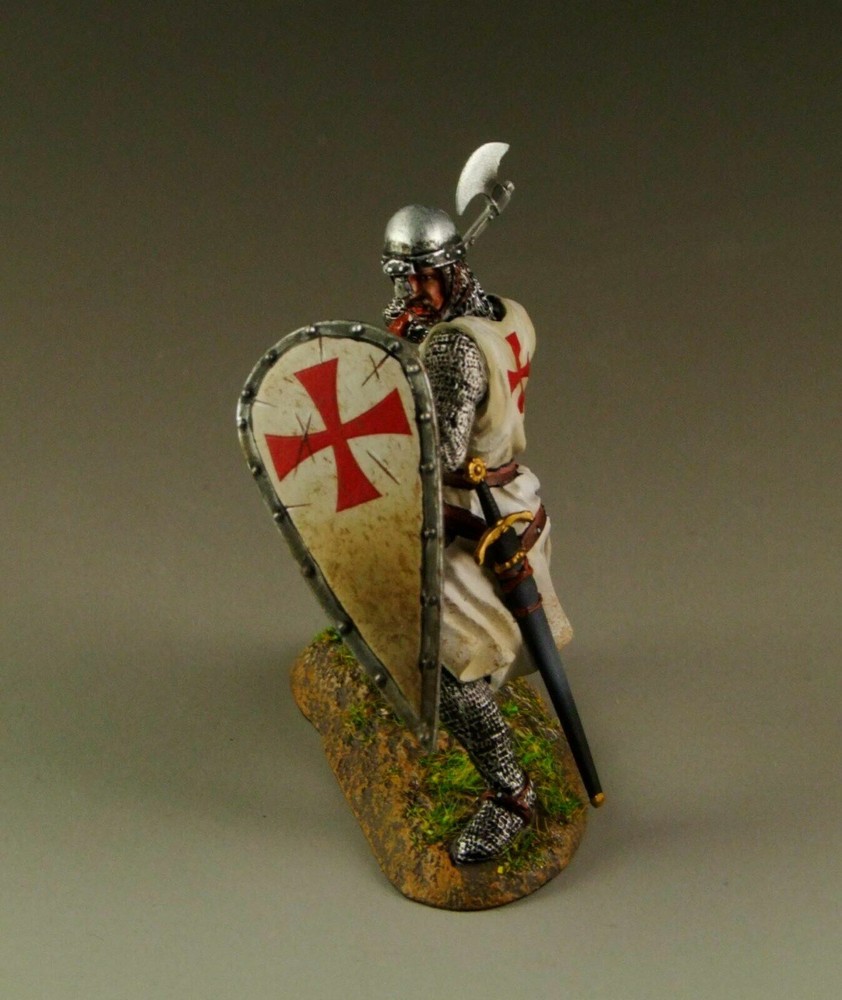 EAGLE MINIATURES CRUSADERS & SARACENS TEM002 TEMPLAR WITH AXE & SHIELD