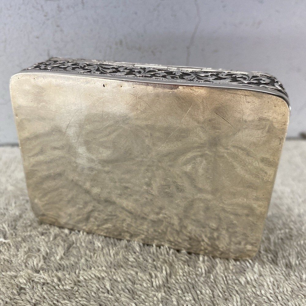 Indian 19th Century Solid Silver Table Snuff Box 125 grams Lovely Quality