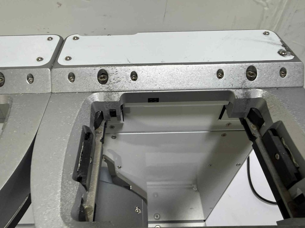 Agilent Velocity11 BenchCel 2X Microplate Handler Two Stack 08344.002 w Balancer