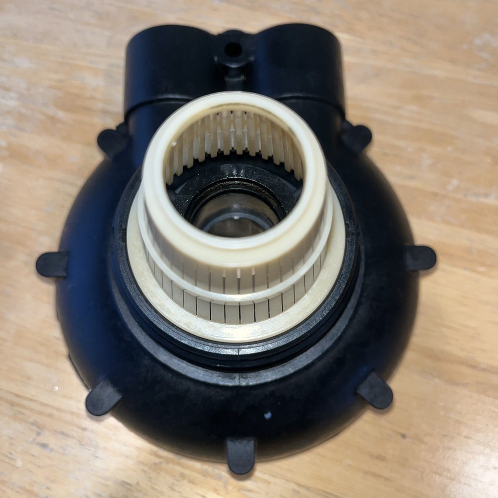 Kinetico Level 6 Base w/strainer & O-Rings rings.