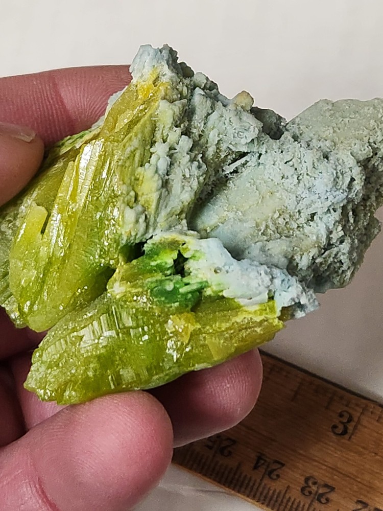 Stunning Plumbogummite on Pyromorphite specimen