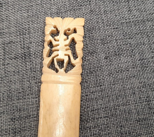 Vintage Carved Bone Bookmark Page Clip