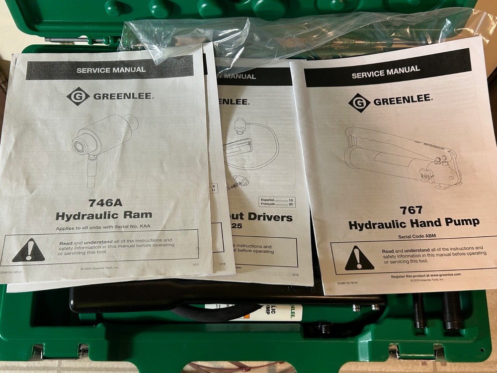 Greenlee 7646 Ram & Hand Pump Hydraulic Knockout Punch Driver
