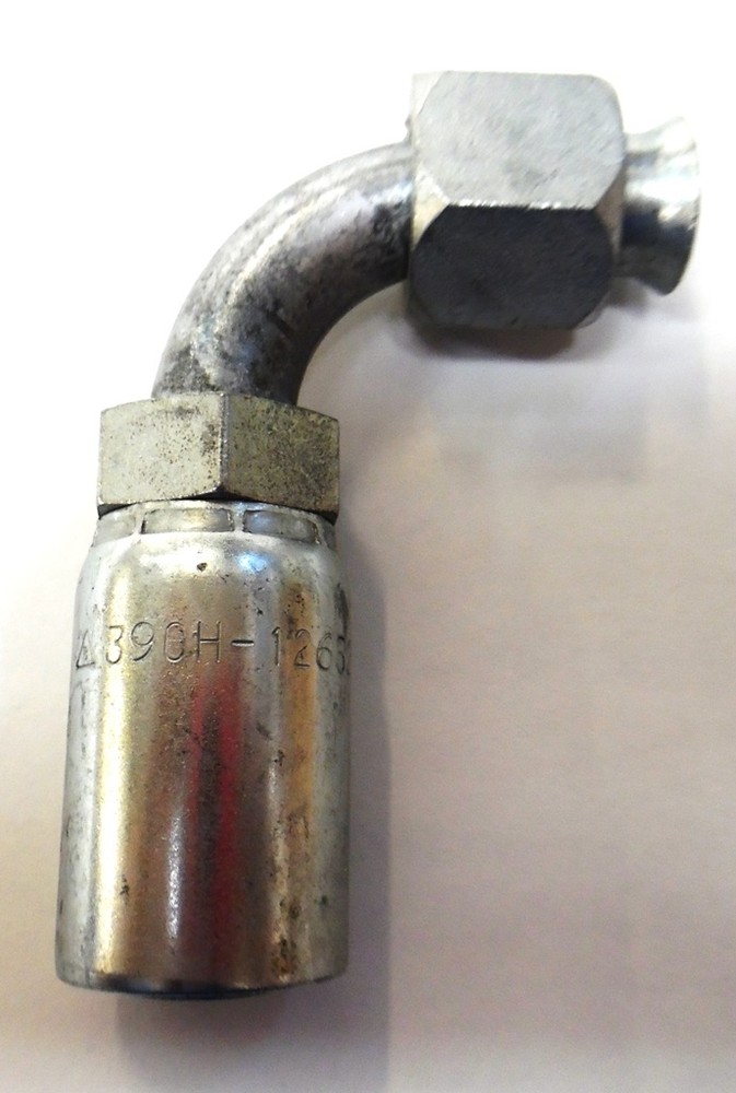 CONNECTOR, 390H-12652, 5/8"