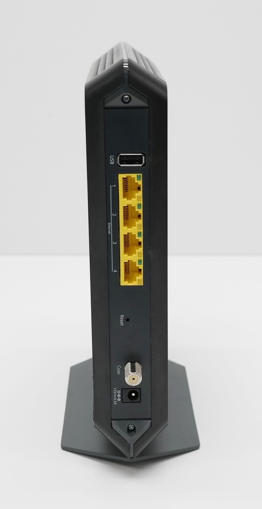 NETGEAR Nighthawk C7000v2 AC1900 Wi-Fi Cable Modem Router