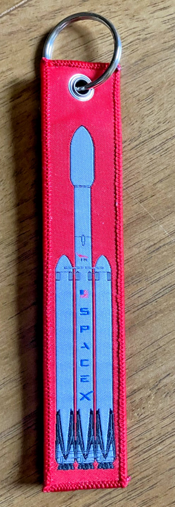SpaceX Falcon Heavy REMOVE BEFORE FLIGHT Red Luggage Tag Zipper Pull Keychain