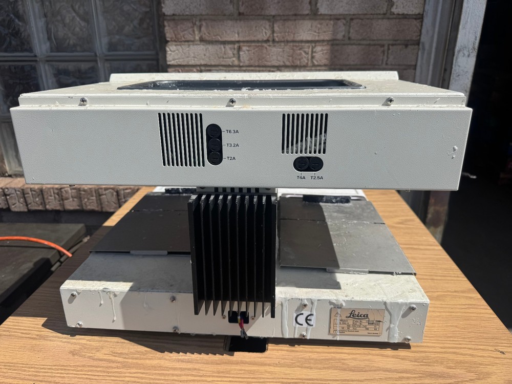 Leica EG1140 H Paraffin Embedding Center Powers On