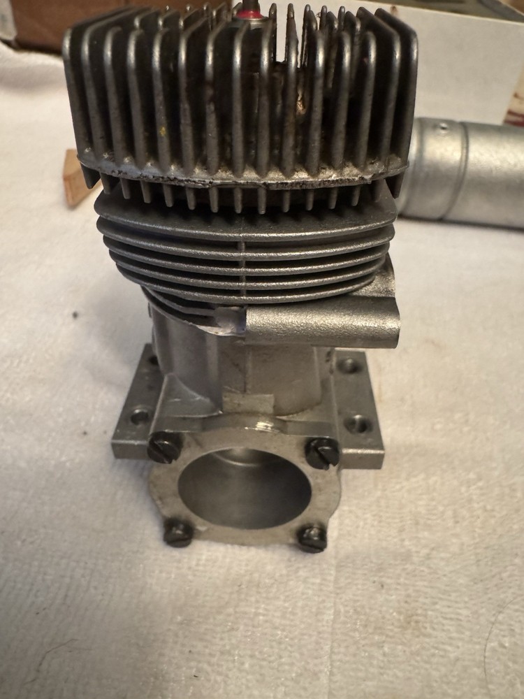 Super Tiger S 90 With Muffler