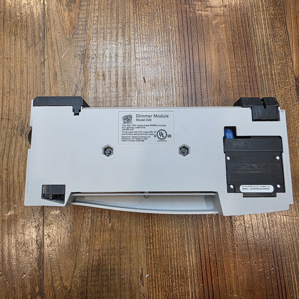 ETC D20 Dual 20A Dimmer Module (1)