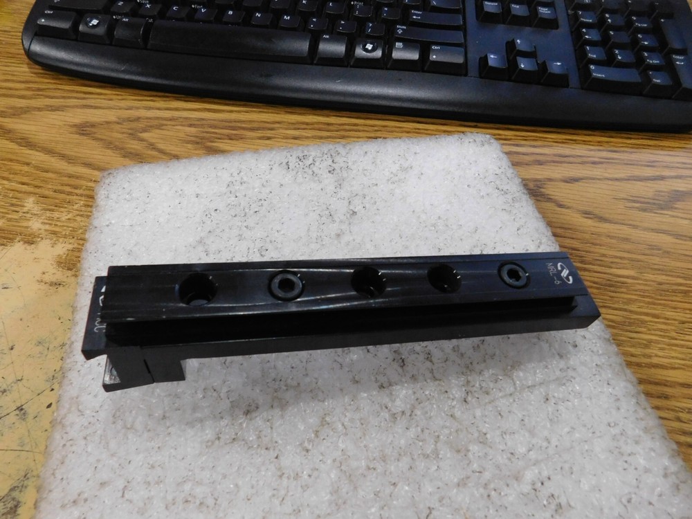 Newport Model: MRL-6 Optical Rail