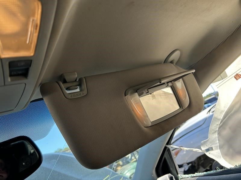 AVALON 2013 High Mounted Stop Light 104567048