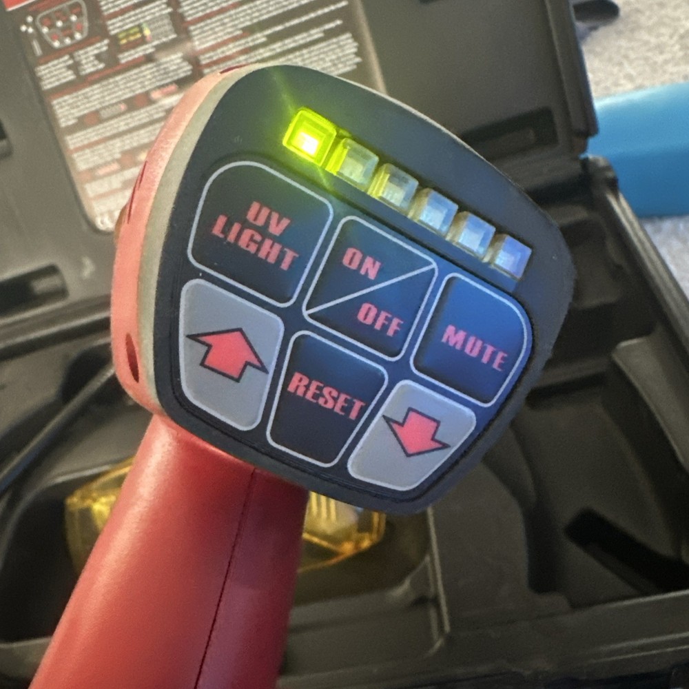 Snap-on Leak Detector ACT755 Refrigerant