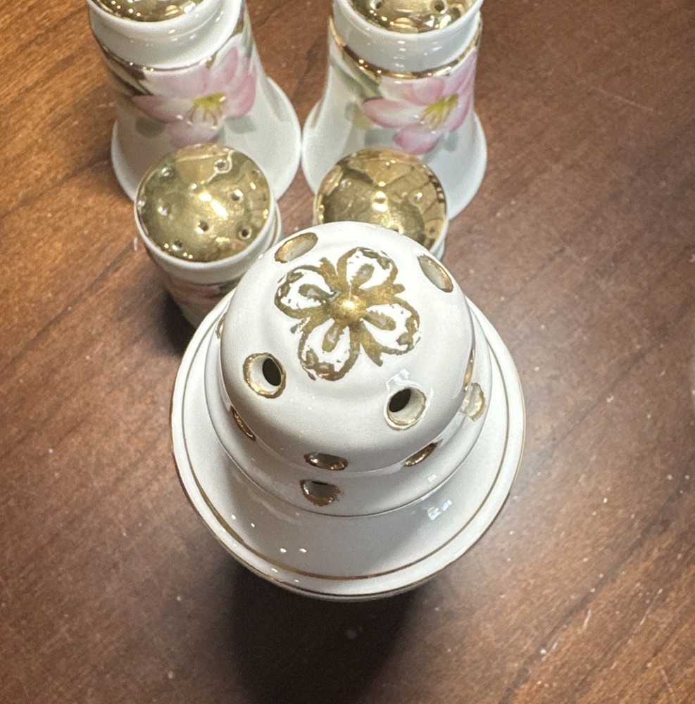 VTG Noritake Azalea Shakers