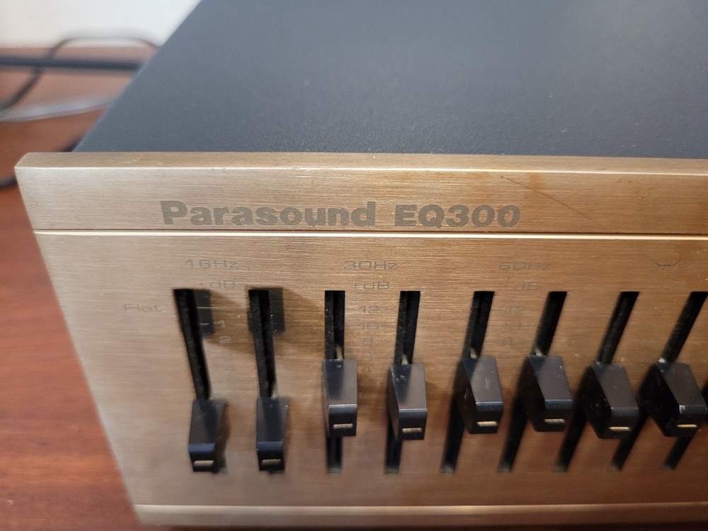 Parasound EQ300 12 Band Equalizer- Analyzer
