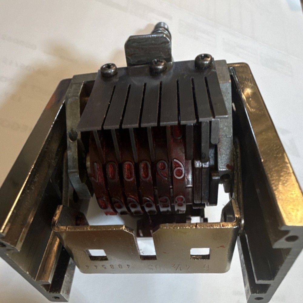 Metal Mechanical Numbering Machine with Rotary Wheels Sequential Printer