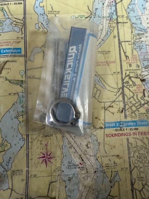 Quicksilver #53-805272 Ring Retaining.