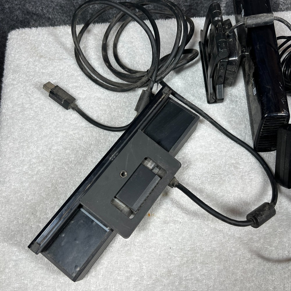 Microsoft Kinect Sensor Bundle Lot of 3 Playstation Eye Sensor