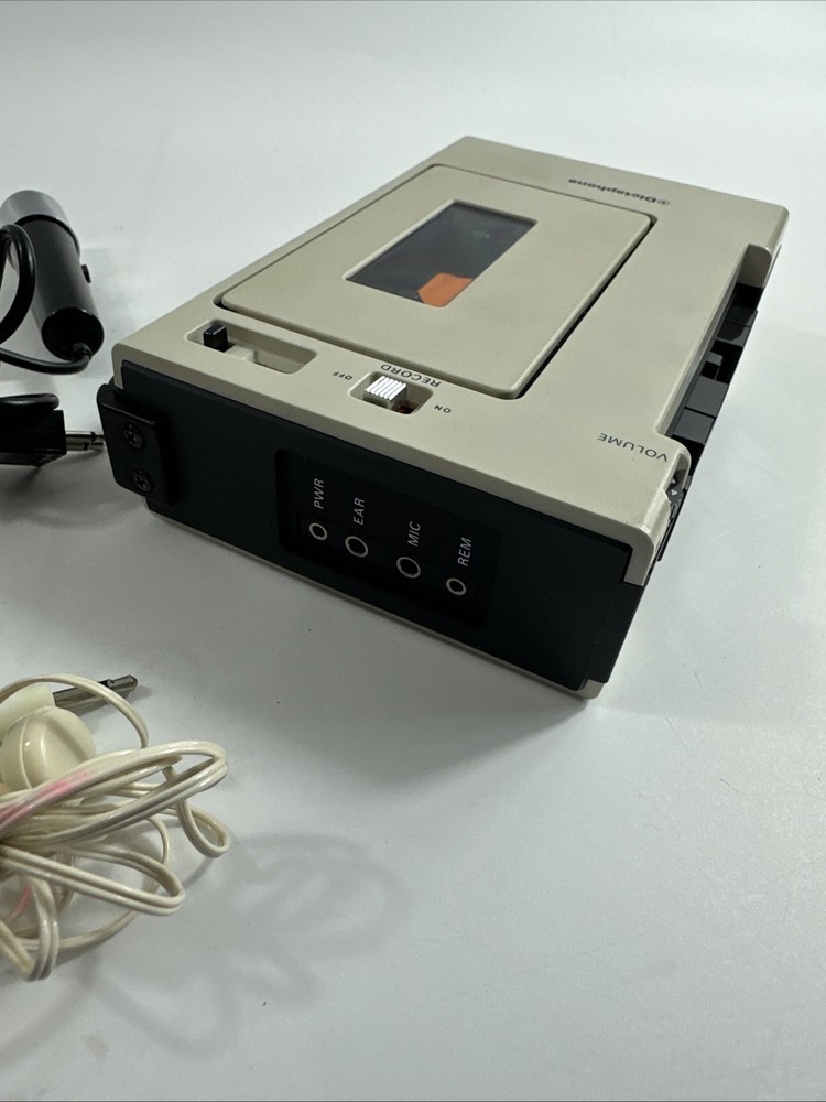 Vintage Dictaphone Model 210 Cassette Recorder DOES NOT WORK case/earbud