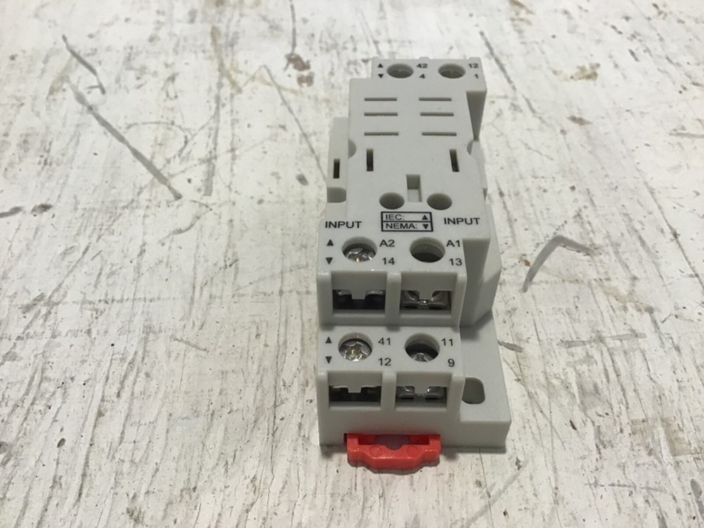 Dayton 1FC13N Relay Socket (SP165)