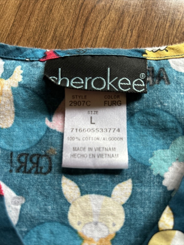 Cherokee Scrub Top “Dogs” Size L Preowned