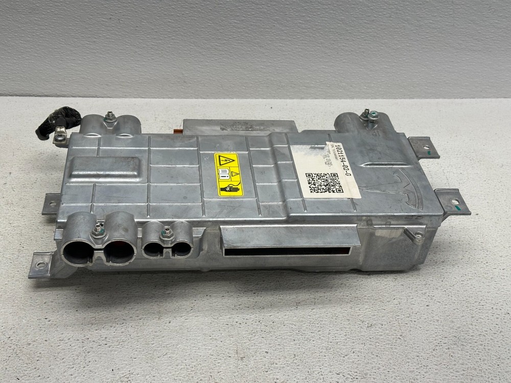 2012-2016 TESLA MODEL S REAR HIGH VOLTAGE JUNCTION BOX OEM