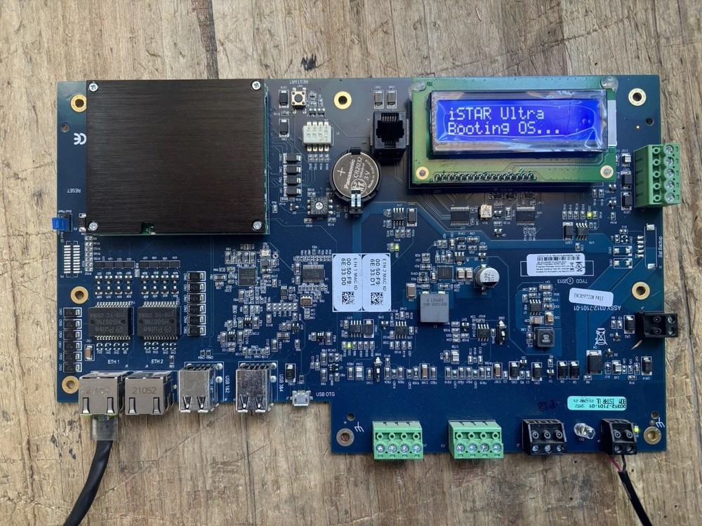 Software House iSTAR ULTRA GCM Module USTAR Access Control Board.
