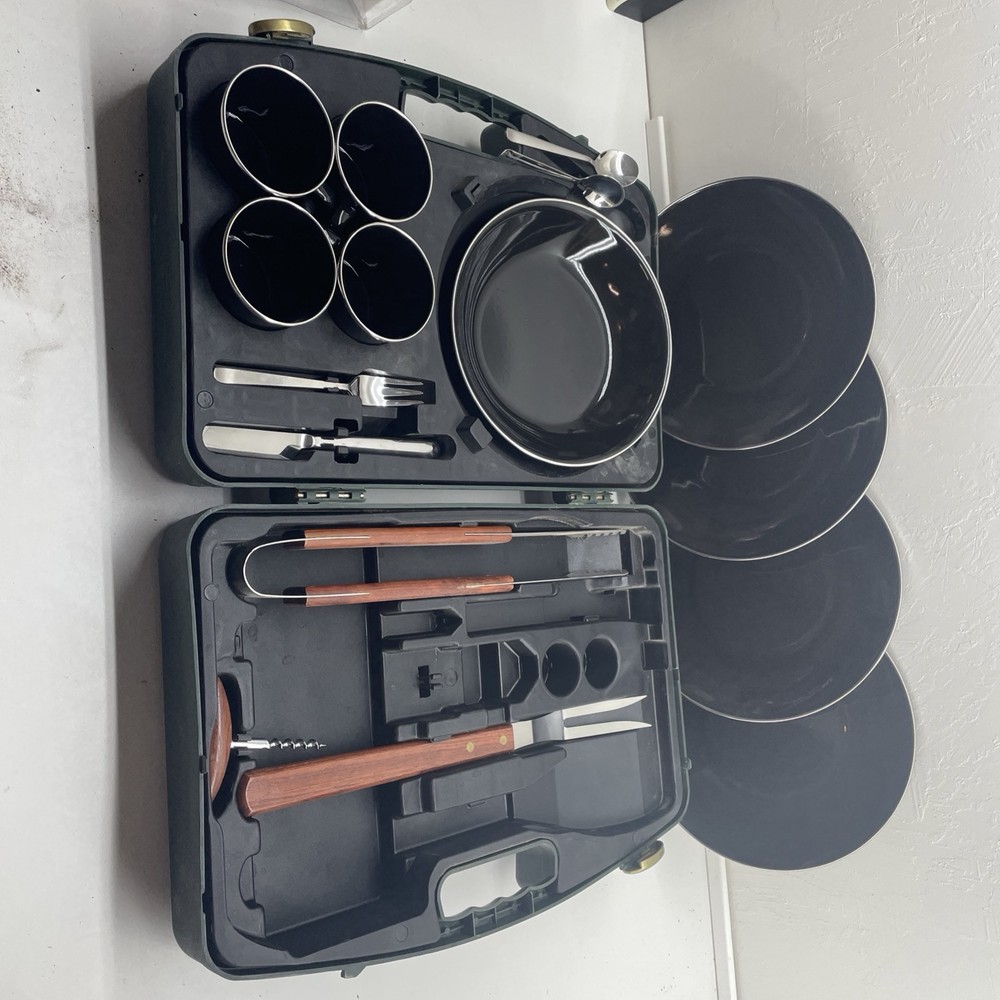 Field And Stream Camp dish set.   Set Not Complete.
