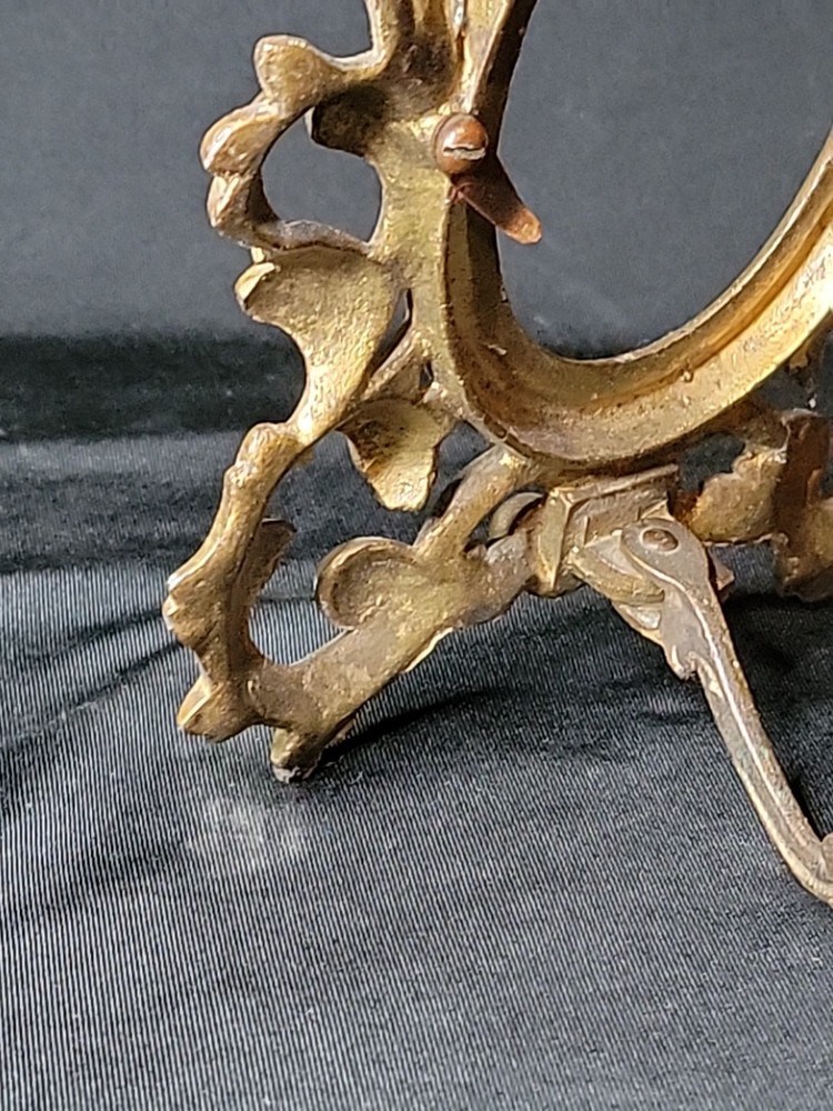 Victorian Mirror / Picture Frame ~ Gilded bronze ~ foliage ~ READ DESCRIPTION