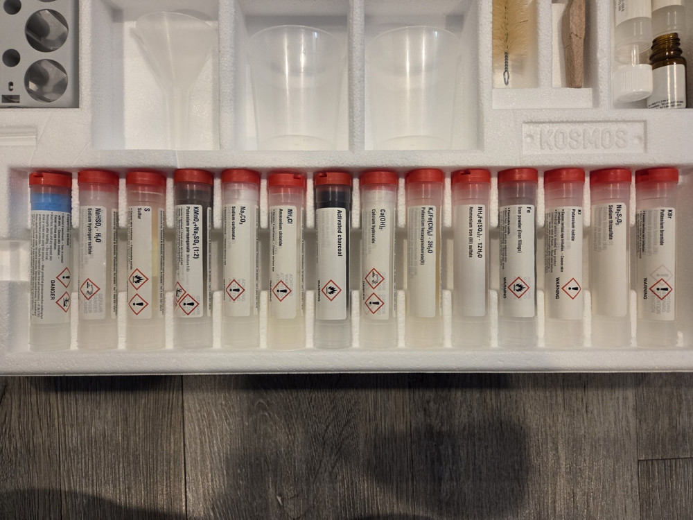 OPEN Thames & Kosmos C3000 Version 2.0 Advanced Chemistry Set 333 Experiments