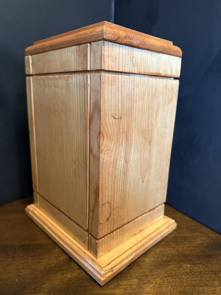 HANDCRAFTED PET URN