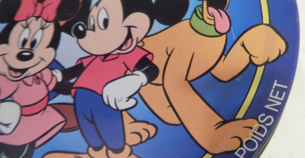 A 90s Disney empty biscuit tin