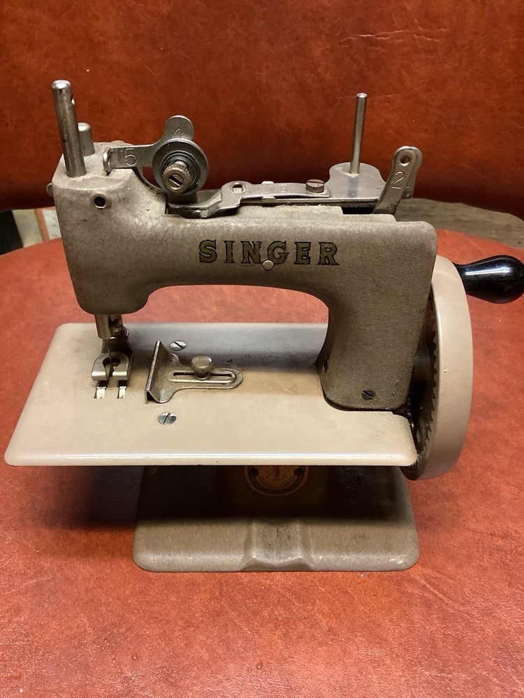 Miniature Singer Sewing Machine