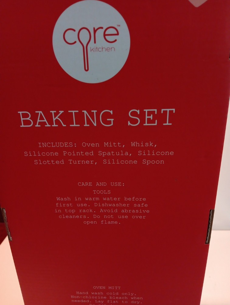 Core Kitchen 5 piece Bakeware Set NEW Gift Idea