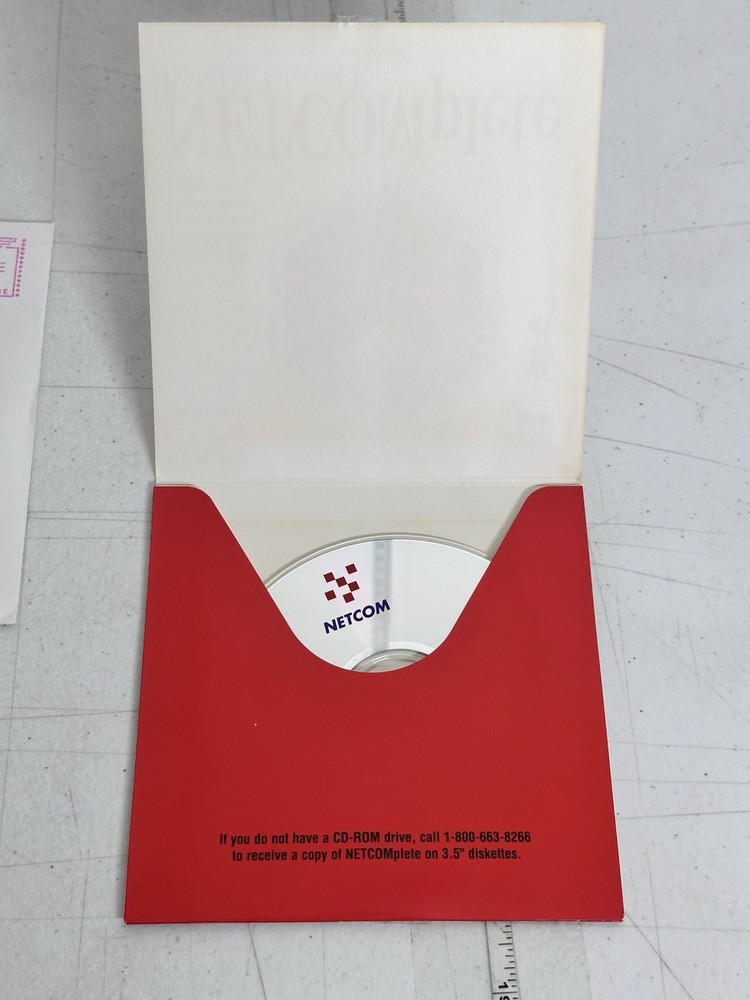 Vtg 1996 NETCOMplete Internet Kit CD-ROM Windows Mac w/Original Mailer NOS ISP