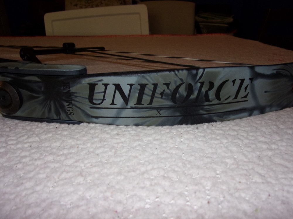 Jennings Uniforce XL Left Hand Compound Bow