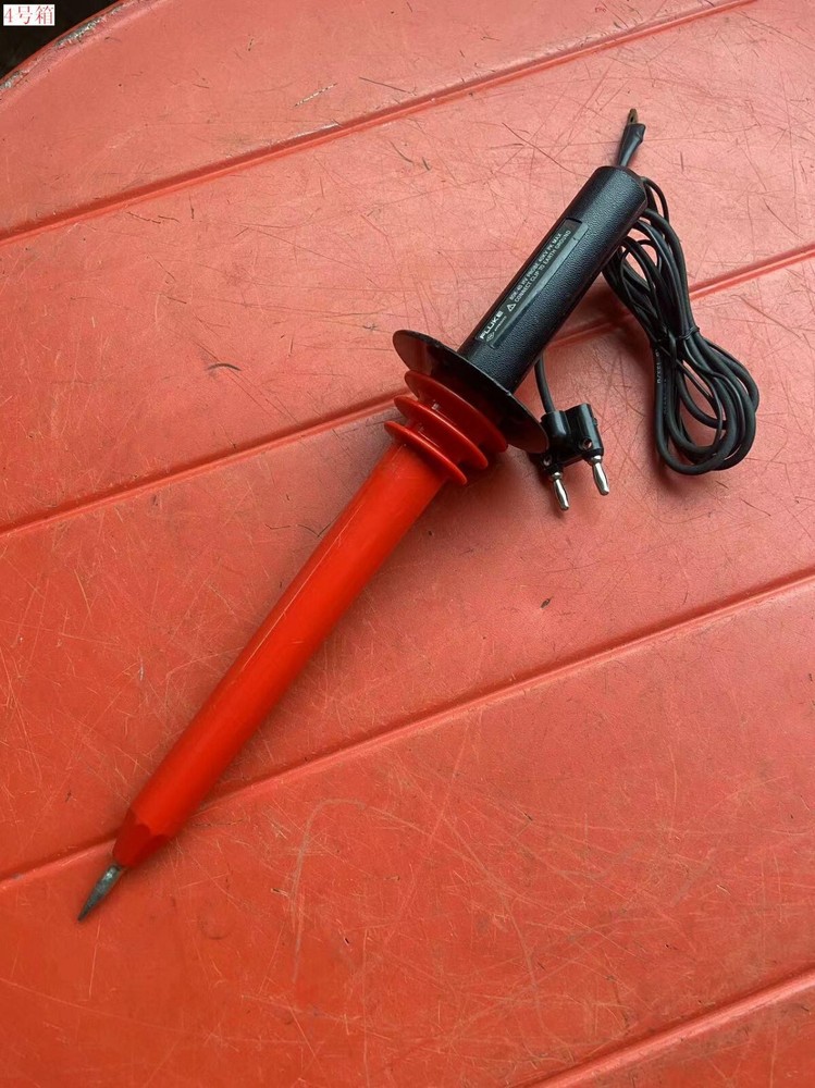 Fluke 80K-40 High Voltage Probe 40KV PK MAX