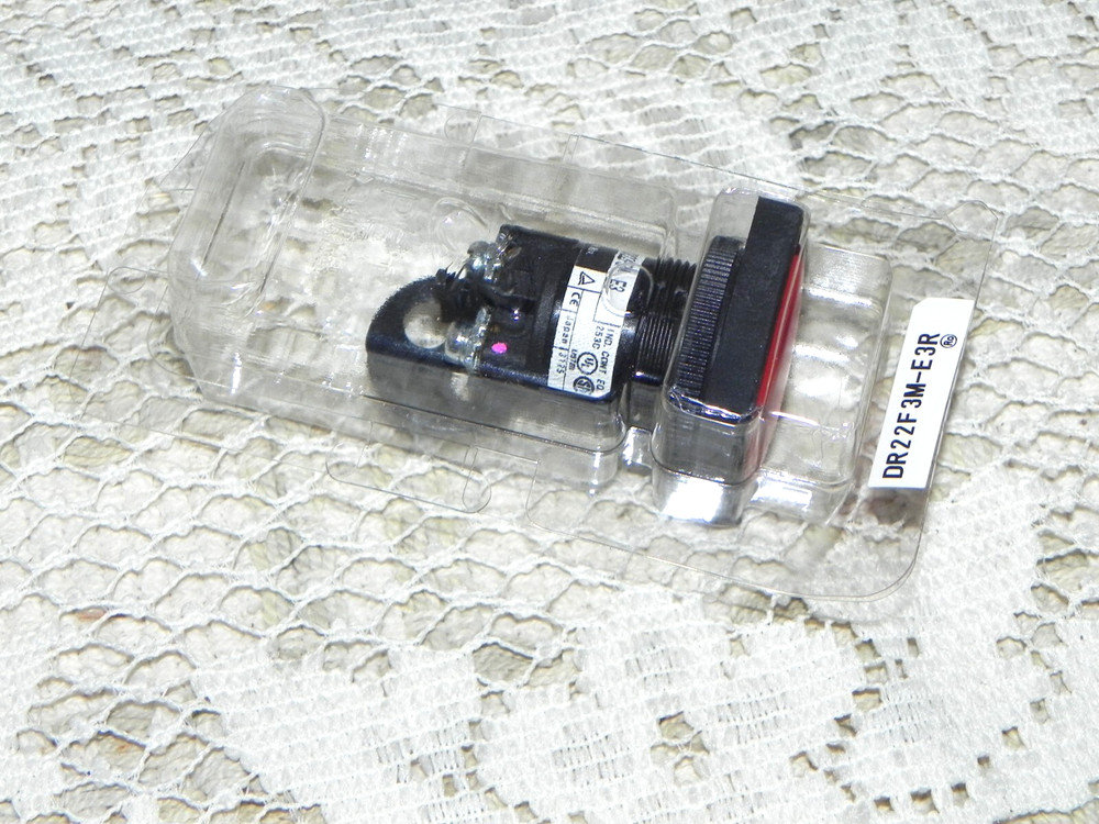 FUJI Indicator light (Red) DR22F3M E3  SQUARE