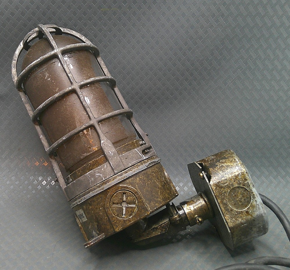 OFFICIAL MARVEL STUDIOS PROP Vintage Industrial Explosion Proof Light Lamp COA