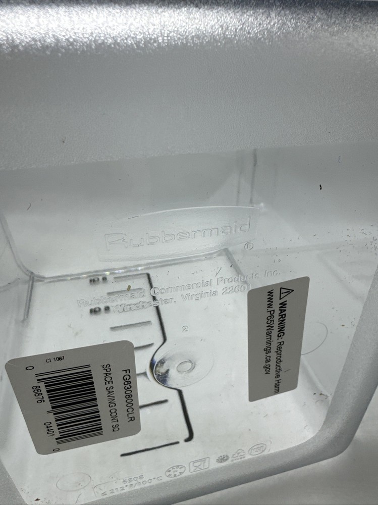 Rubbermaid FG630800CLR Space Saving Square Container 8 Quart Clear New
