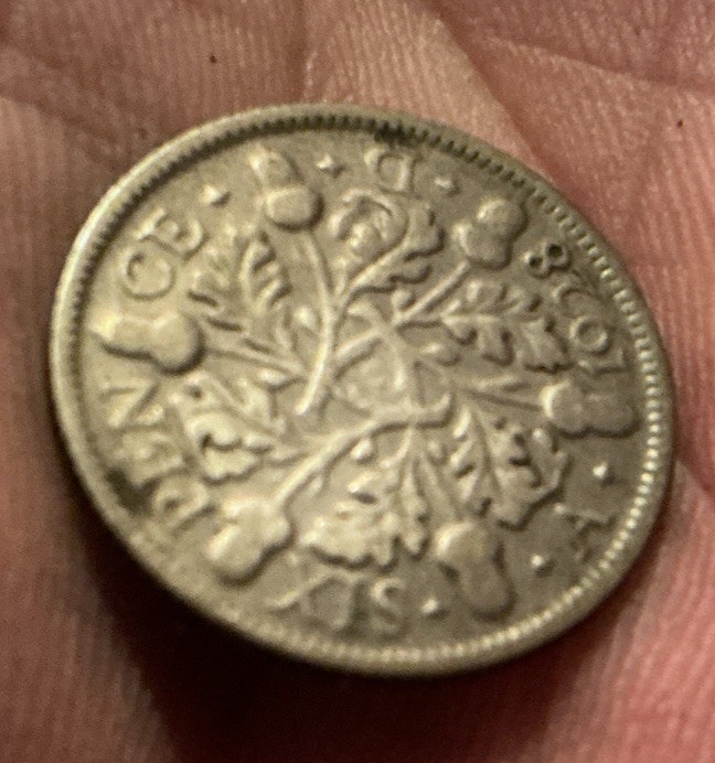 SIXPENCE A-1928-D