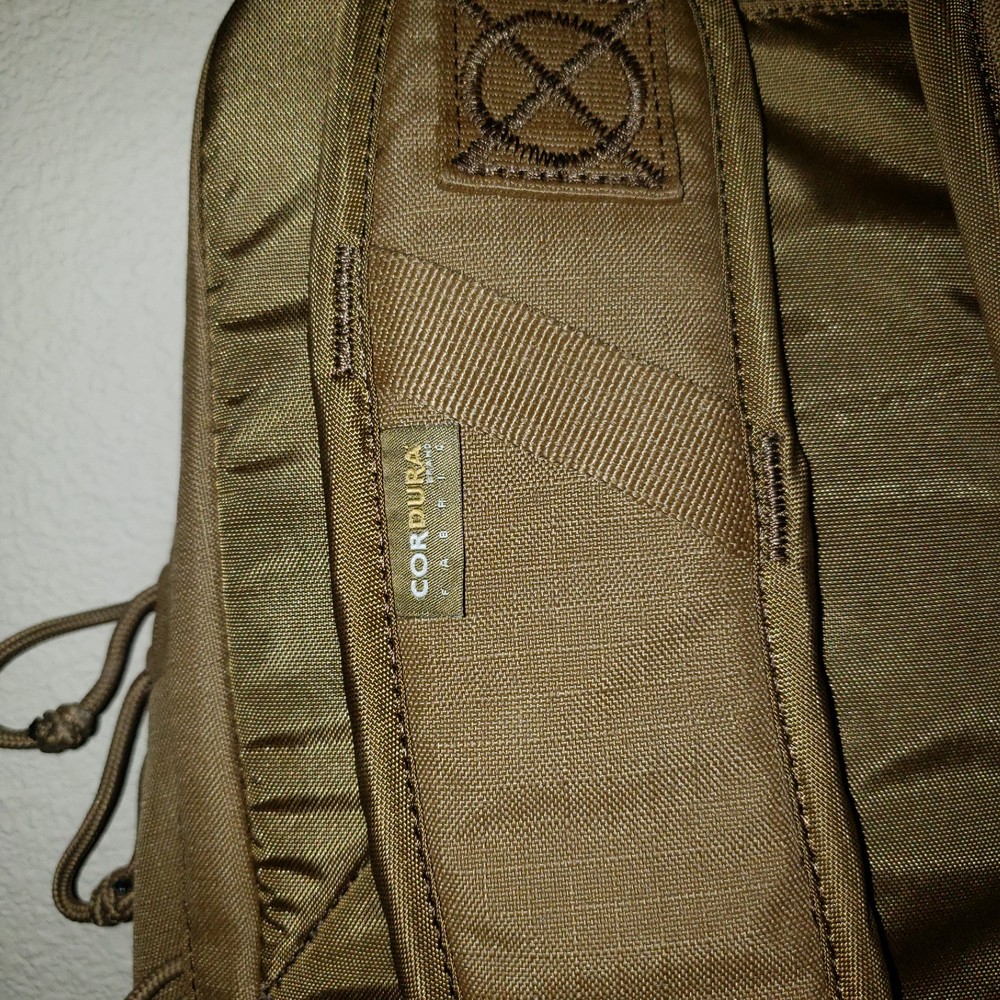 USMC Camelbak MULE Maximum Gear Day Assault Hydration Pack Backpack Coyote Brown